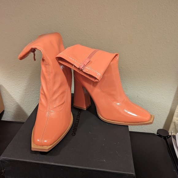 Booties - Picture 6 of 8